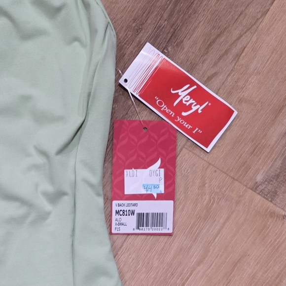 Capezio Mint Green Leotard With Back Detail - XS (011) - Picture 2 of 5